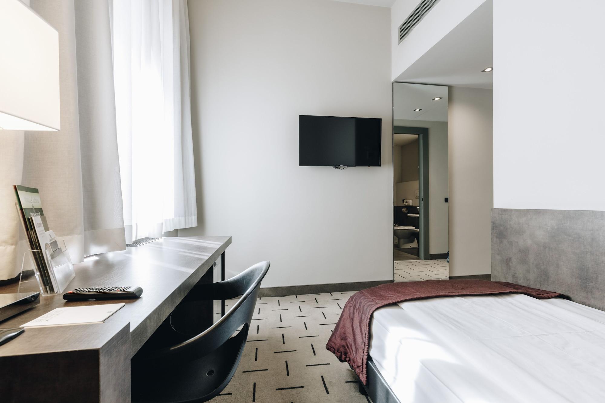Hotel Continental Cremona Exterior photo