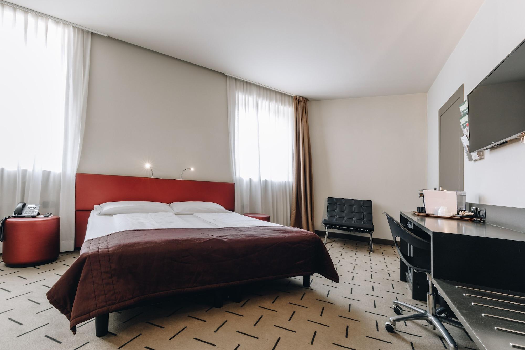Hotel Continental Cremona Exterior photo